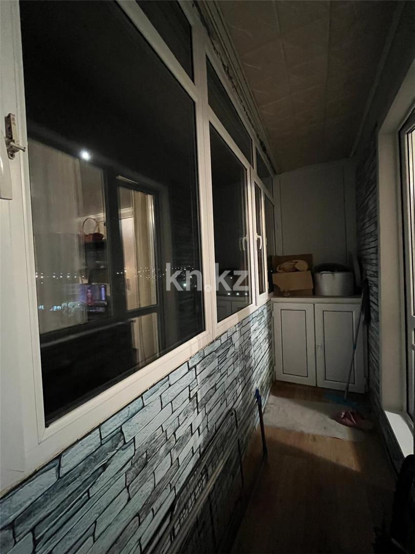 Продажа 3-комнатной квартиры, 64 м², мкр-н 13 в Караганде - фото 9