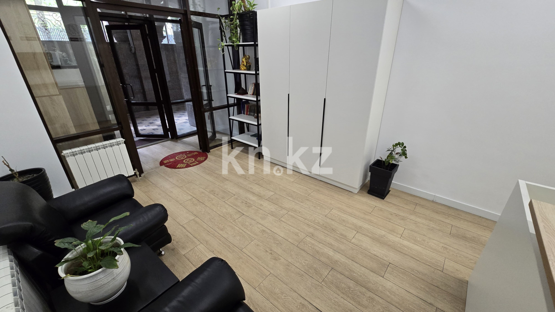 Продажа , 260 м², ул. Митина, дом  4 - Достык в Алматы - фото 18