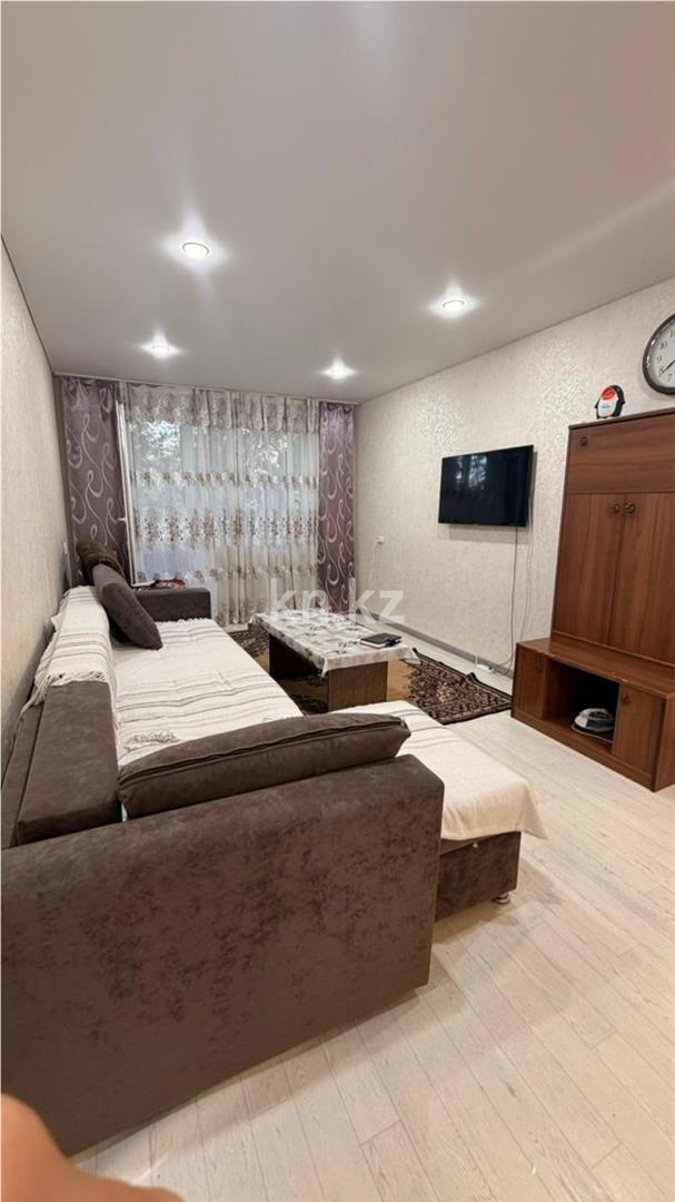 Продажа 5-комнатной квартиры, 84 м² в Караганде