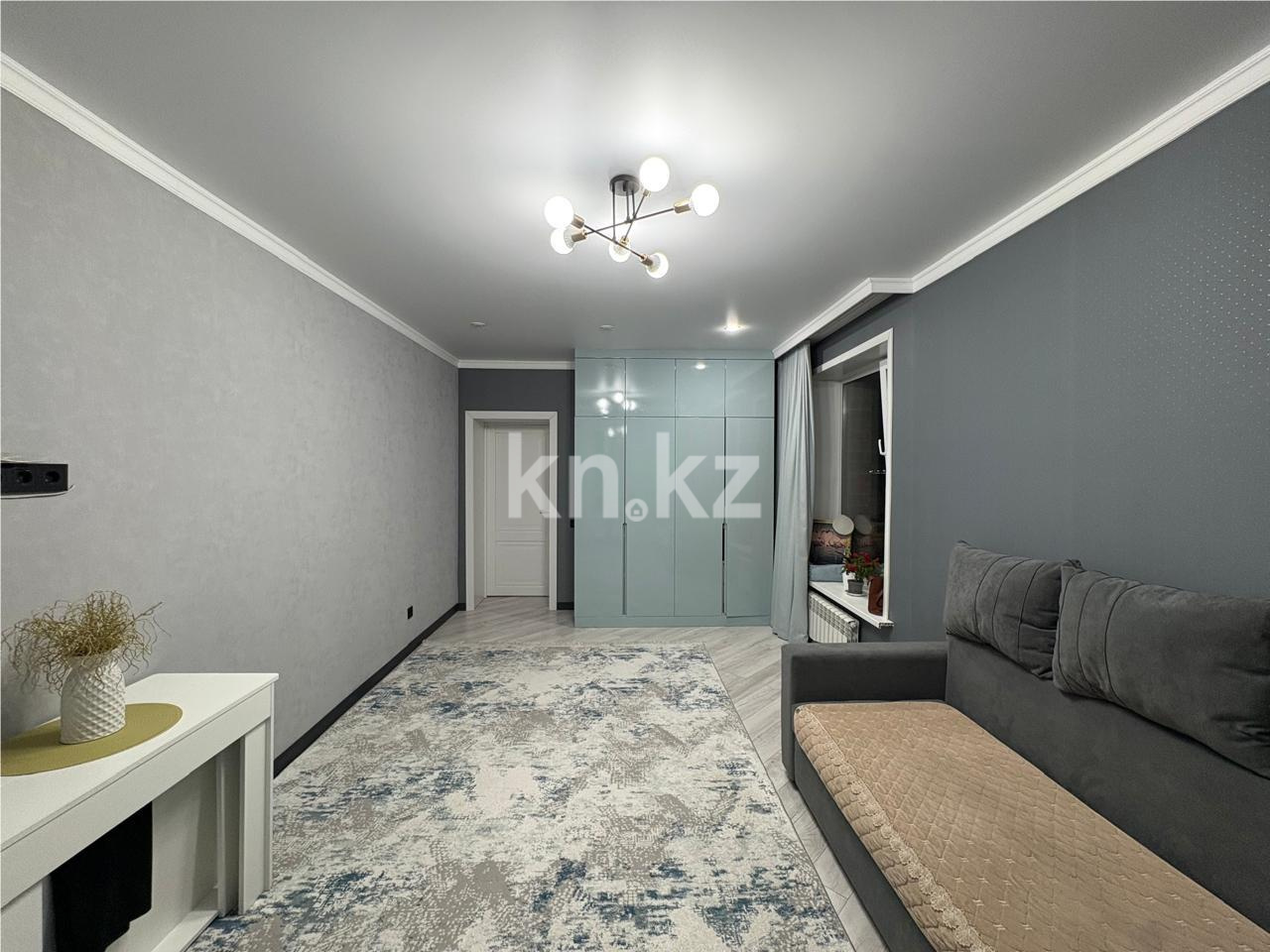 Продажа 2-комнатной квартиры, 50.6 м², пр. Кабанбай батыра в Астане