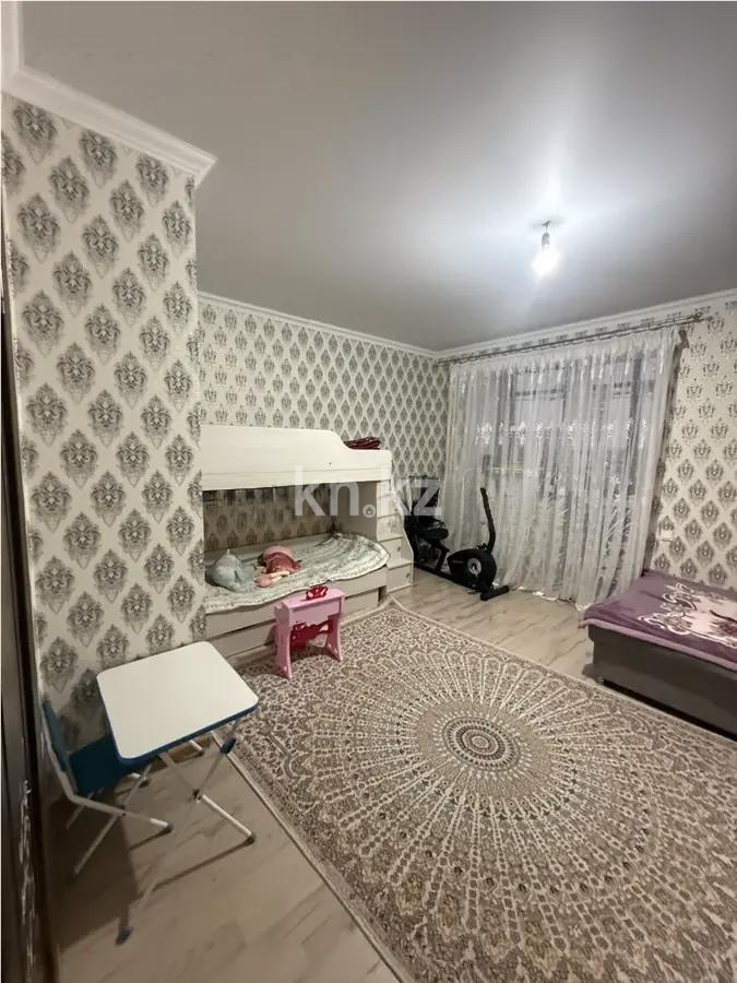 Продажа 1-комнатной квартиры, 38 м², ул. Нажимеденова, дом  37 в Астане