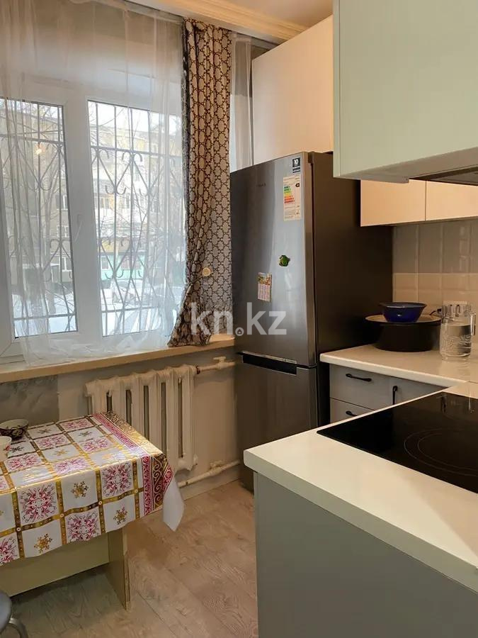 Продажа 2-комнатной квартиры, 48 м², мкр-н 13, дом  33 в Караганде - фото 3