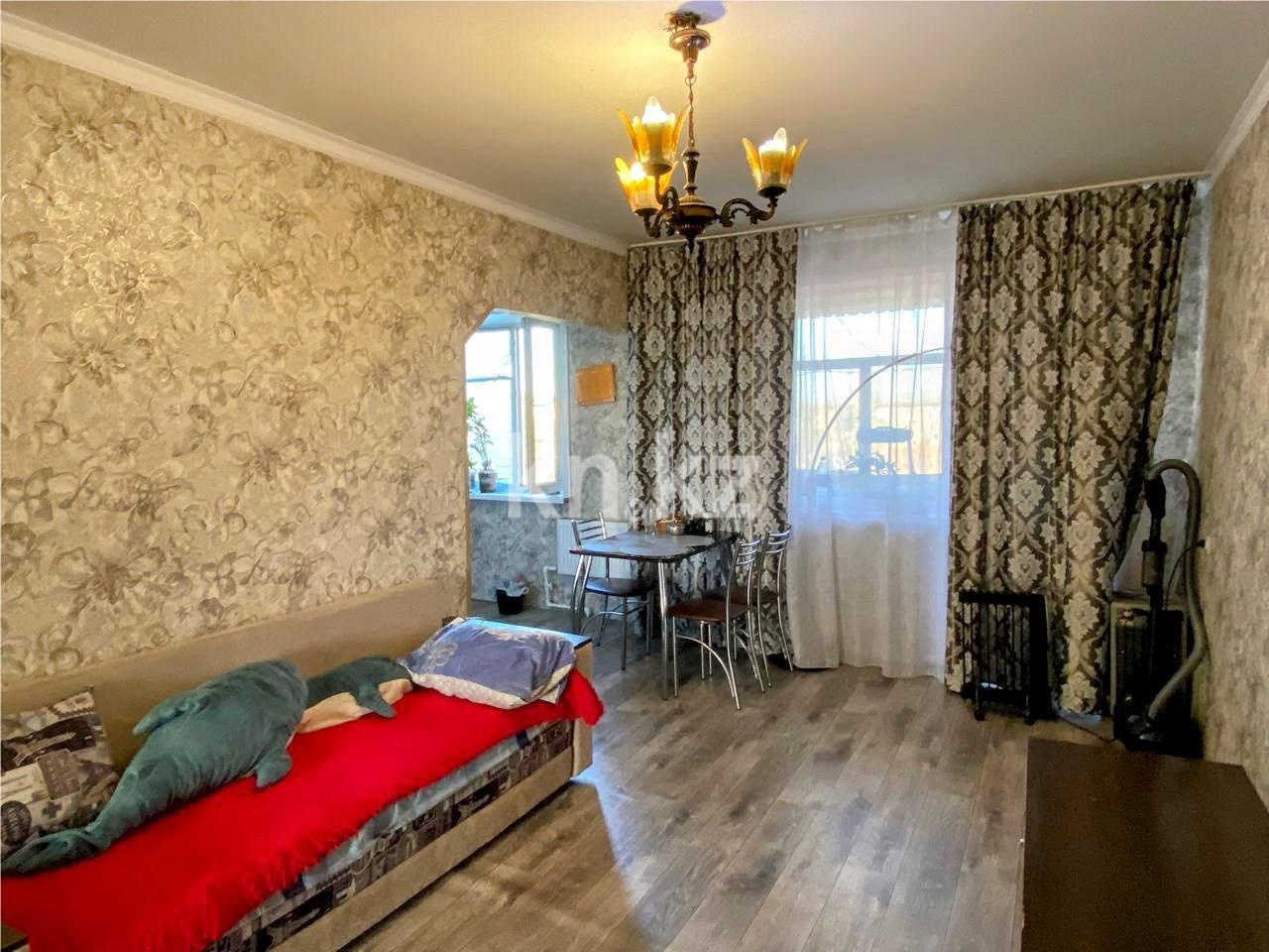 Продажа 2-комнатной квартиры, 43 м², мкр-н 15 в Караганде - фото 2
