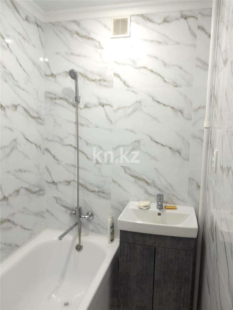 Продажа 3-комнатной квартиры, 60 м², пр. Н. Абдирова в Караганде - фото 3