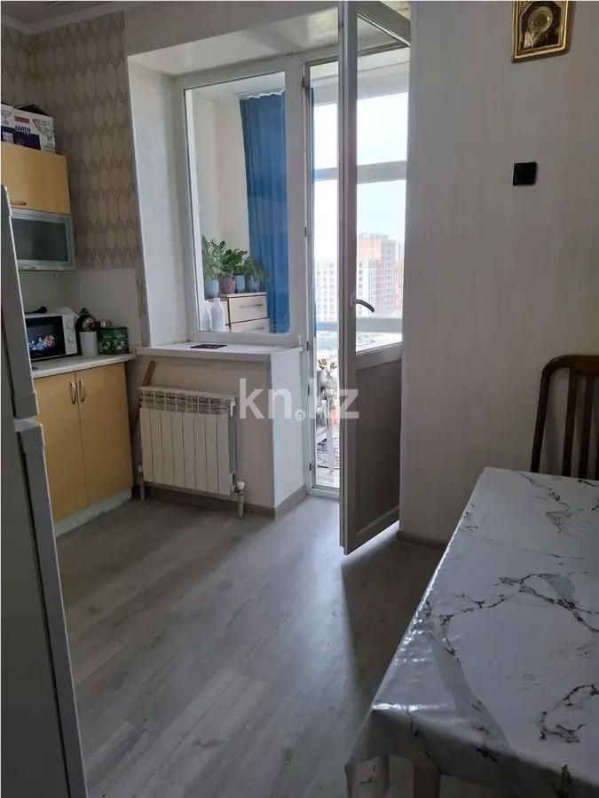 Продажа 2-комнатной квартиры, 53 м², ул. Байтурсынова, дом  47 в Астане - фото 3