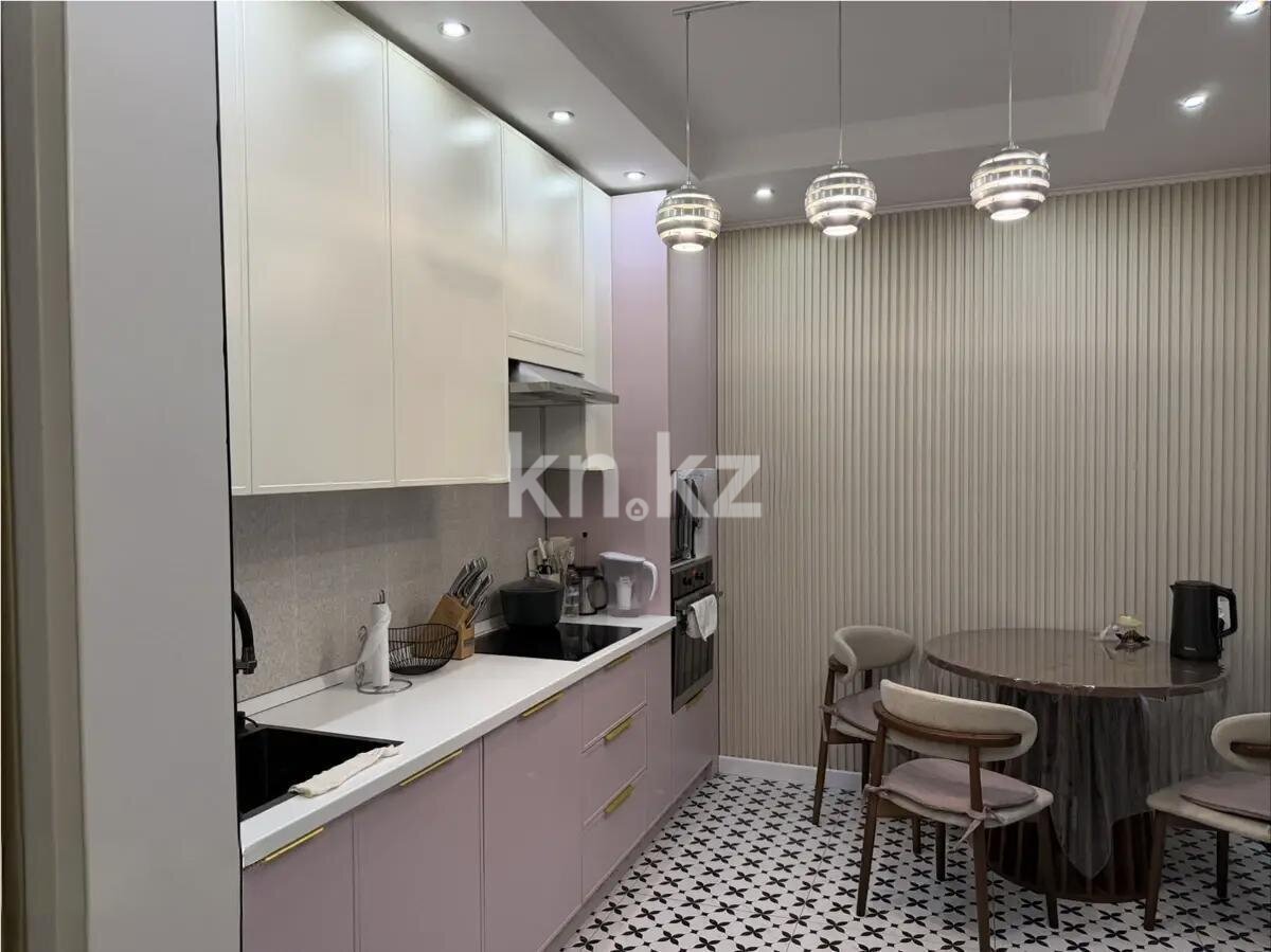 Продажа 4-комнатной квартиры, 129.9 м² в Алматы - фото 4