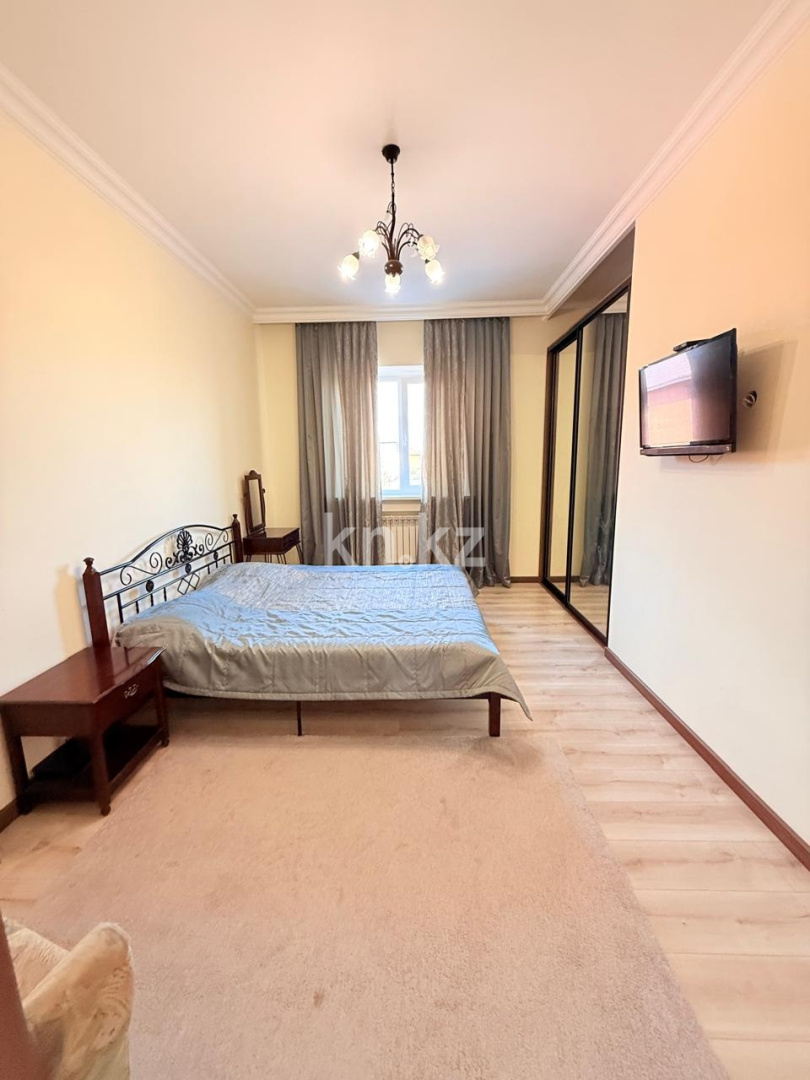 Продажа 7-комнатного дома, 410 м² в Астане - фото 16