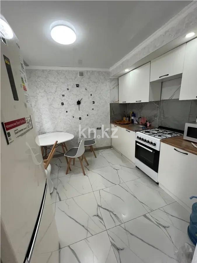 Продажа 3-комнатной квартиры, 47 м², ул. Ишимская, дом  70 в Караганде - фото 4
