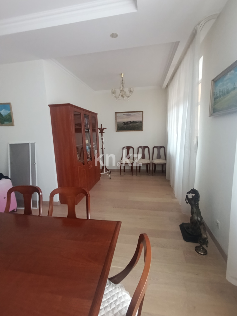 Продажа 4-комнатной квартиры, 189 м² в Караганде - фото 9