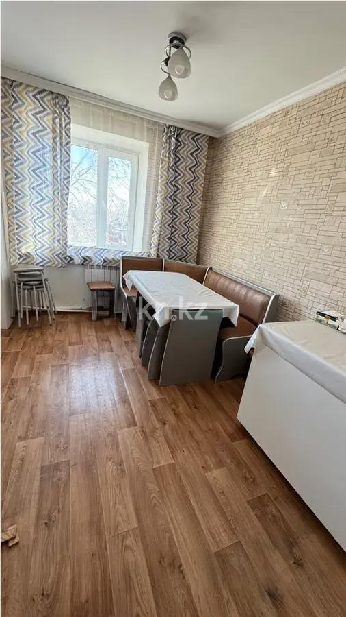 Продажа 4-комнатной квартиры, 61 м², мкр-н 21, дом  5 в Караганде - фото 5