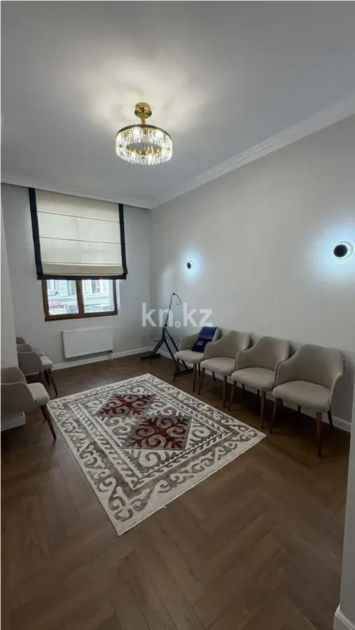 Продажа 4-комнатной квартиры, 140 м² в Астане - фото 2