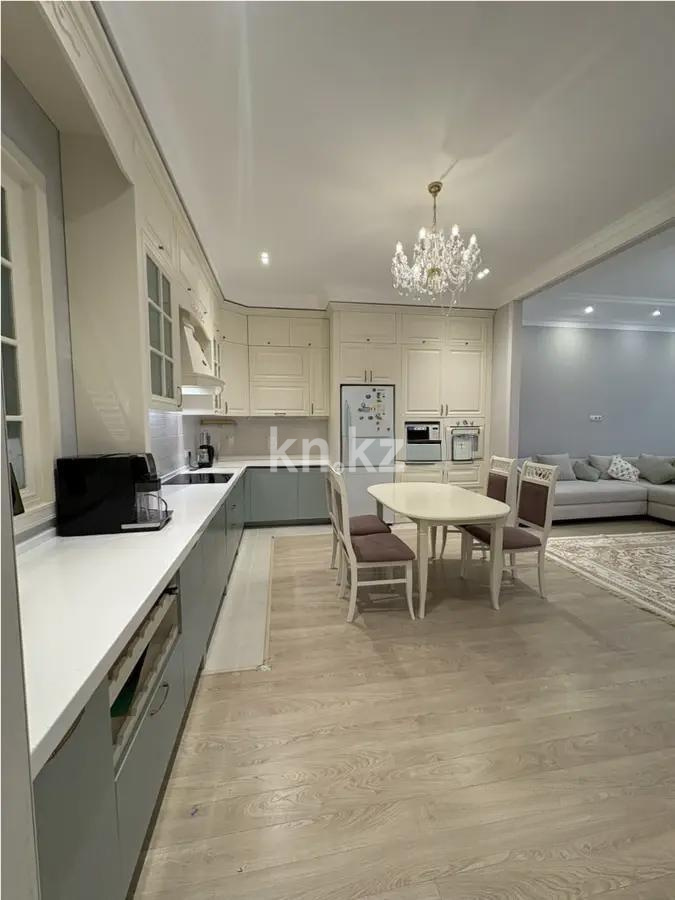 Продажа 4-комнатной квартиры, 170 м², ул. Мухамедханова, дом  7 в Астане - фото 6