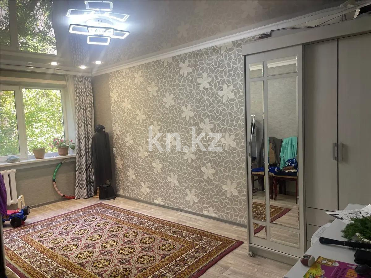 Продажа 3-комнатной квартиры, 63 м², мкр-н 17, дом  35 в Караганде - фото 3