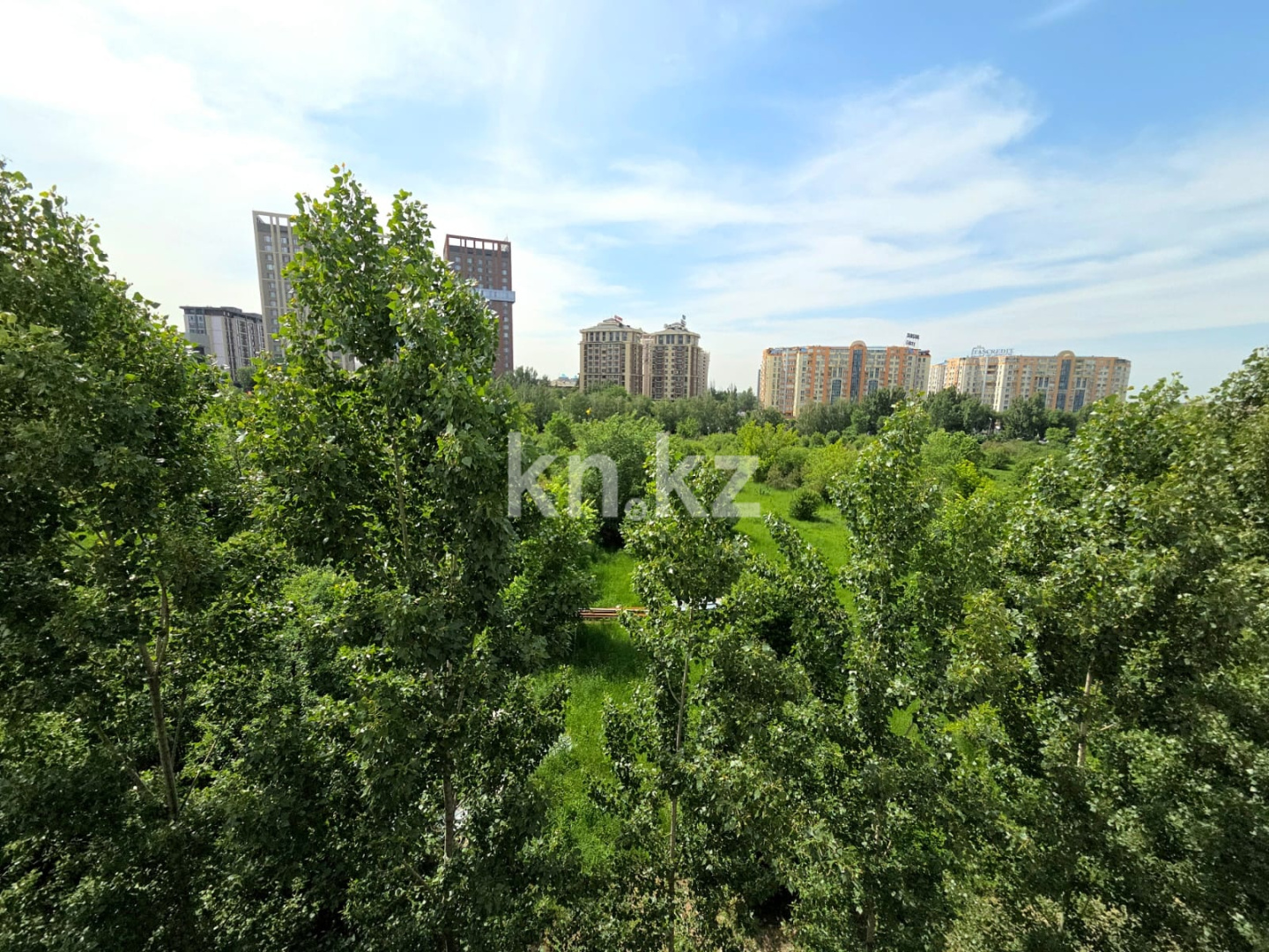Продажа 2-комнатной квартиры, 89.5 м² в Алматы - фото 5