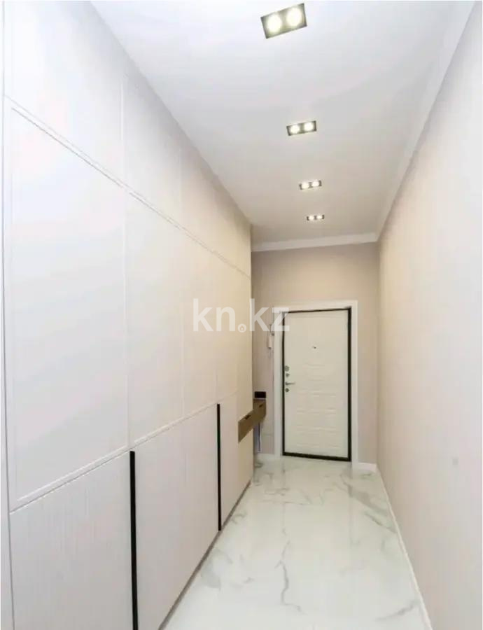 Продажа 2-комнатной квартиры, 62 м², ул. Бокейхана, дом  15/1 в Астане - фото 3