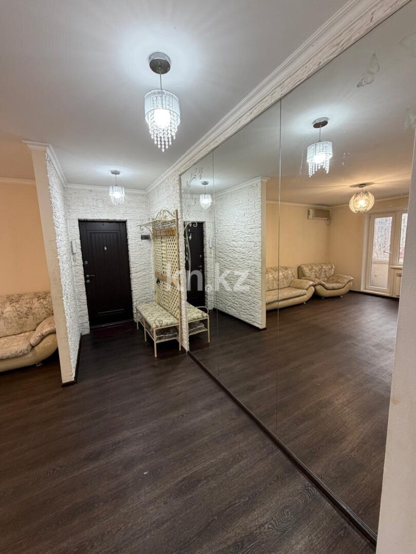 Продажа 4-комнатной квартиры, 77 м² в Караганде