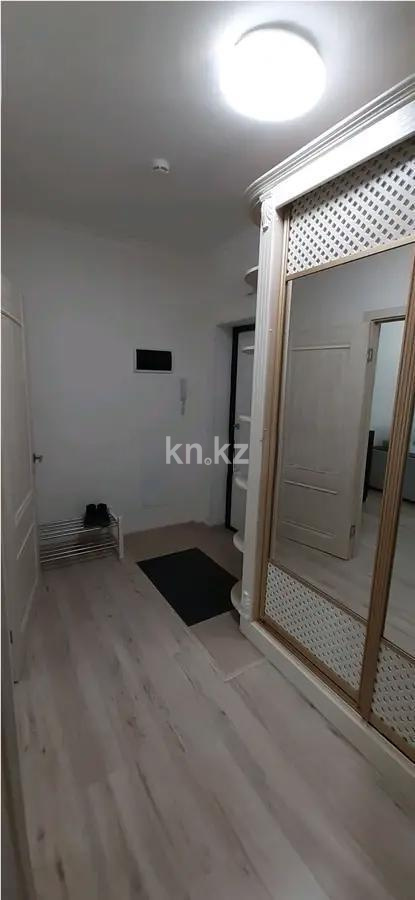 Продажа 1-комнатной квартиры, 40 м², ул. Бектурова, дом  1 в Астане - фото 4
