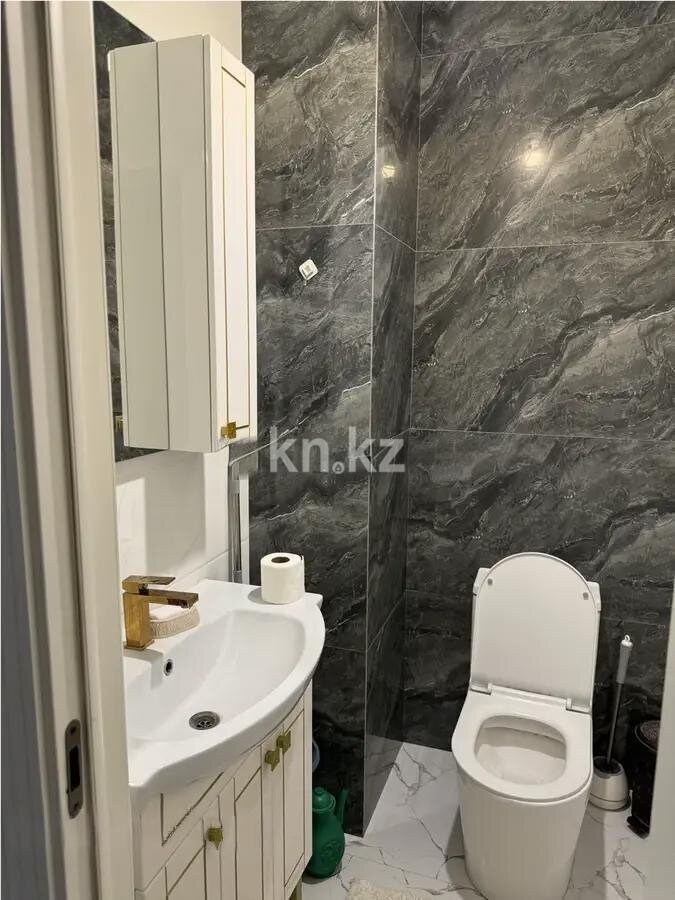 Продажа 2-комнатной квартиры, 83 м² в Алматы - фото 6