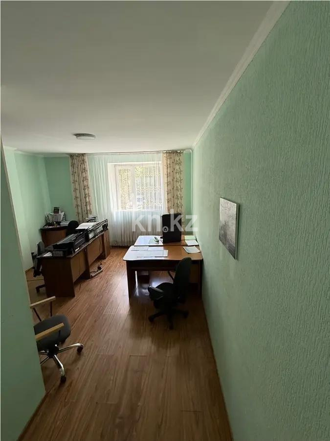 Продажа 4-комнатной квартиры, 120.2 м², ул. Желтоксан, дом  22/2 в Астане - фото 3