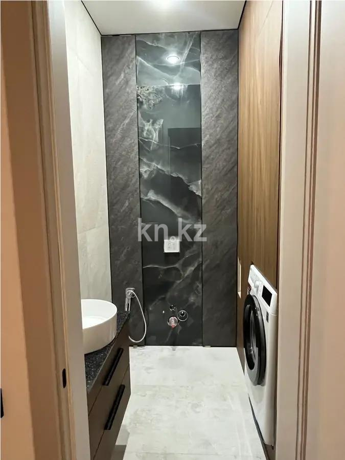 Продажа 3-комнатной квартиры, 107 м², ул. Токпанова, дом  8 в Астане - фото 4