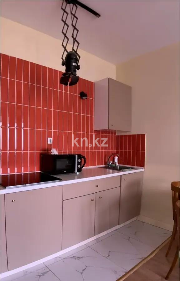 Продажа 2-комнатной квартиры, 40 м², ул. Розыбакиева, дом  237 в Алматы - фото 2