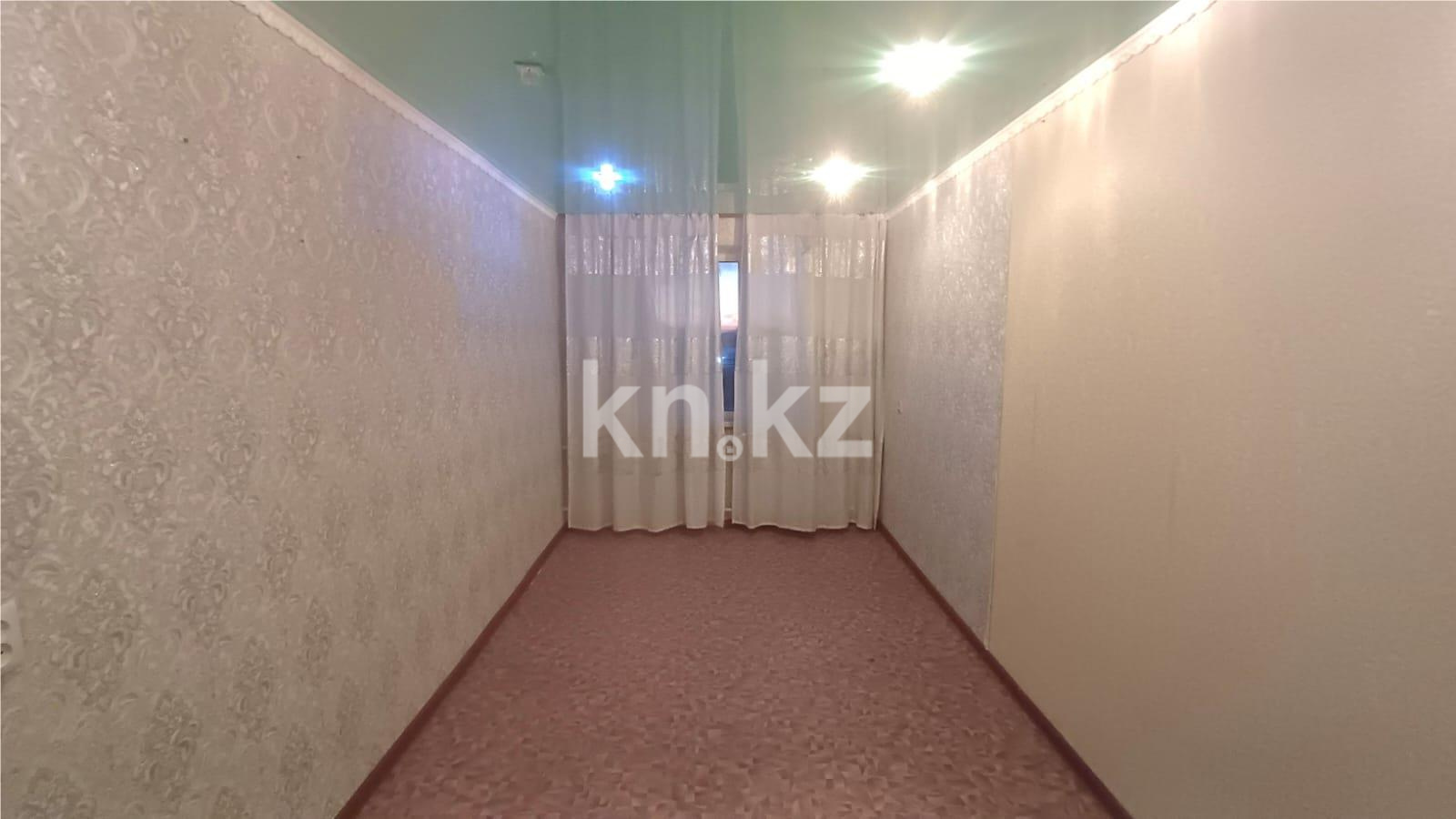 Продажа 3-комнатной квартиры, 56 м², мкр-н 12 в Караганде