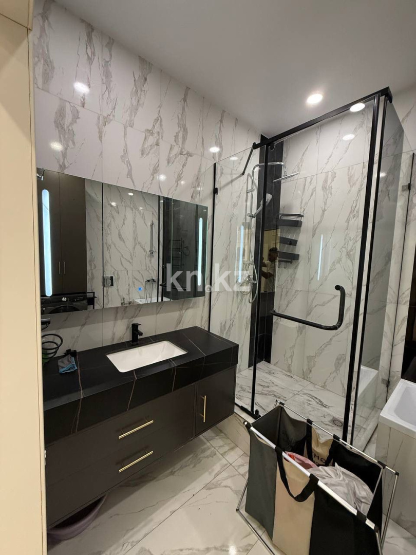 Продажа 3-комнатной квартиры, 103 м², ул. Нурмагамбетова в Алматы - фото 11