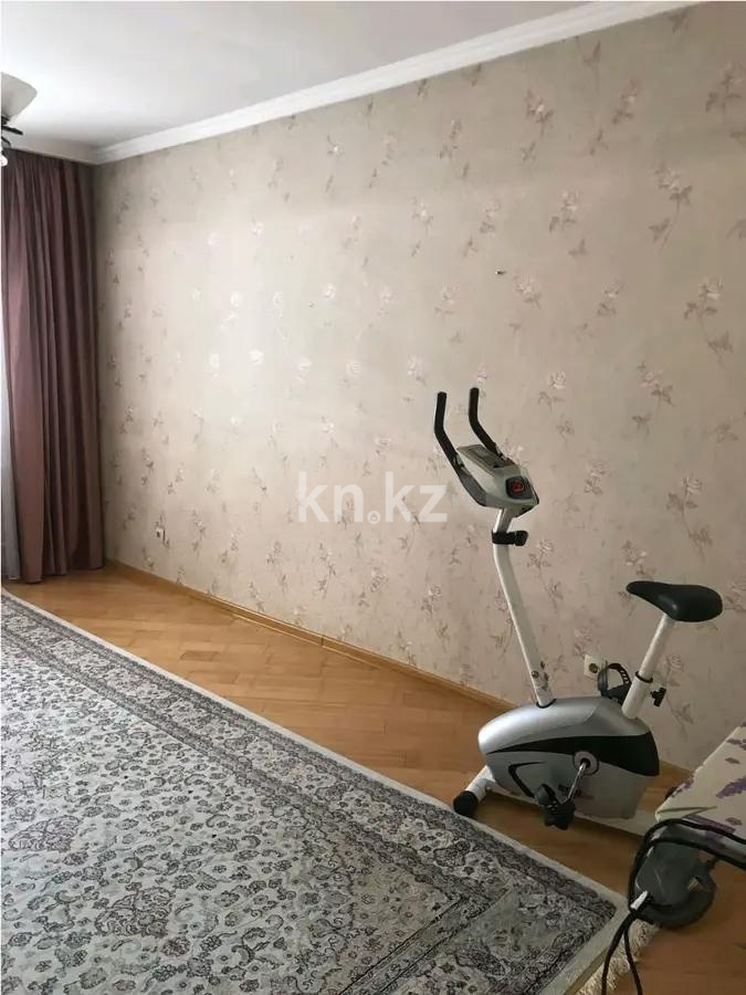 Продажа 3-комнатной квартиры, 80 м², мкр-н Аксай-3б, дом  2 в Алматы - фото 5