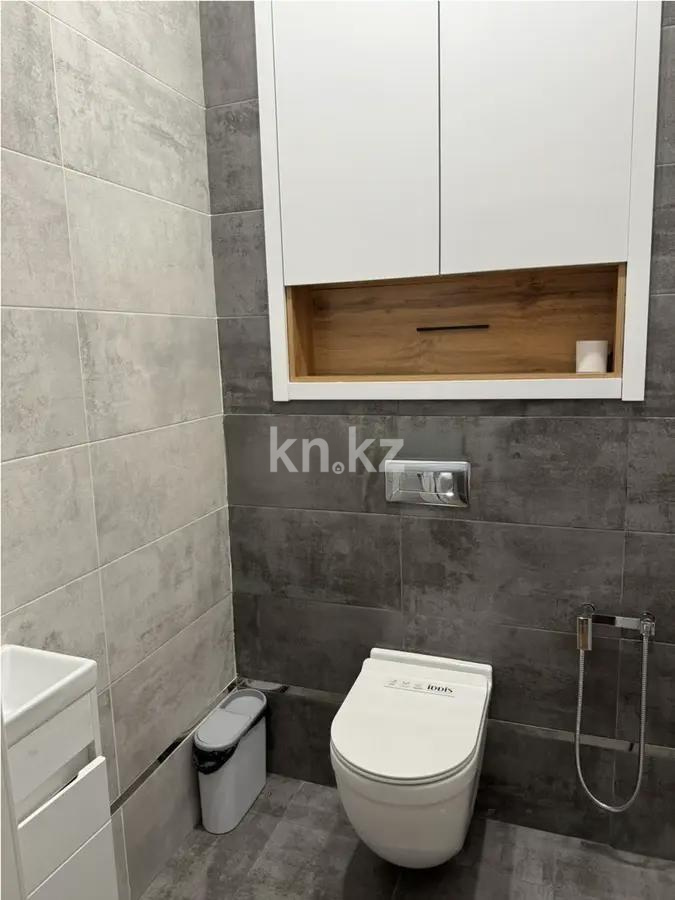 Продажа 3-комнатной квартиры, 85 м², ул. Муканова, дом  43/21 блок б в Караганде - фото 6