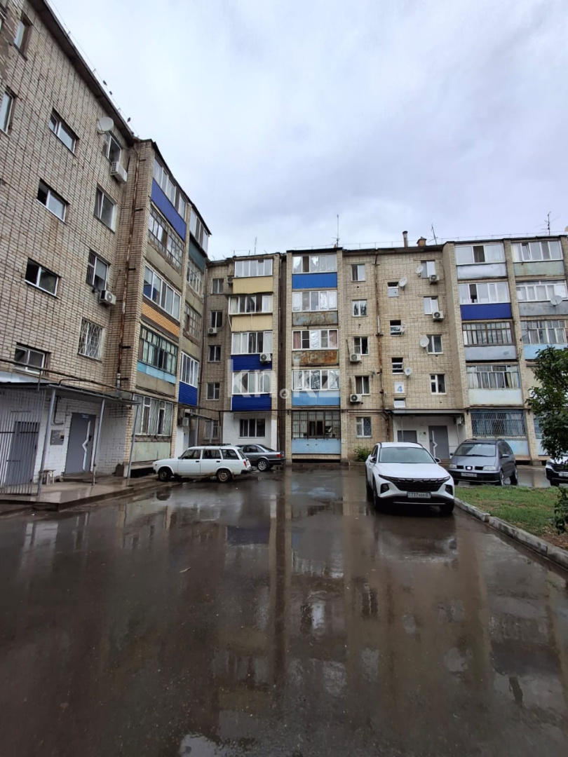 Продажа 3-комнатной квартиры, 63 м², ул. Тюленина в Уральске - фото 20