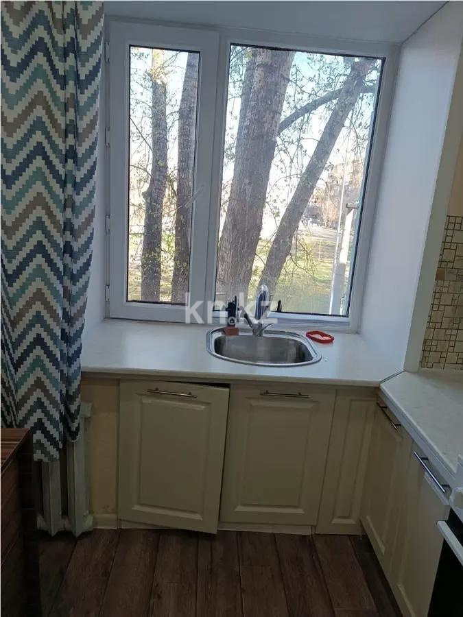 Продажа 1-комнатной квартиры, 36 м², мкр-н 12, дом  6 в Караганде - фото 4