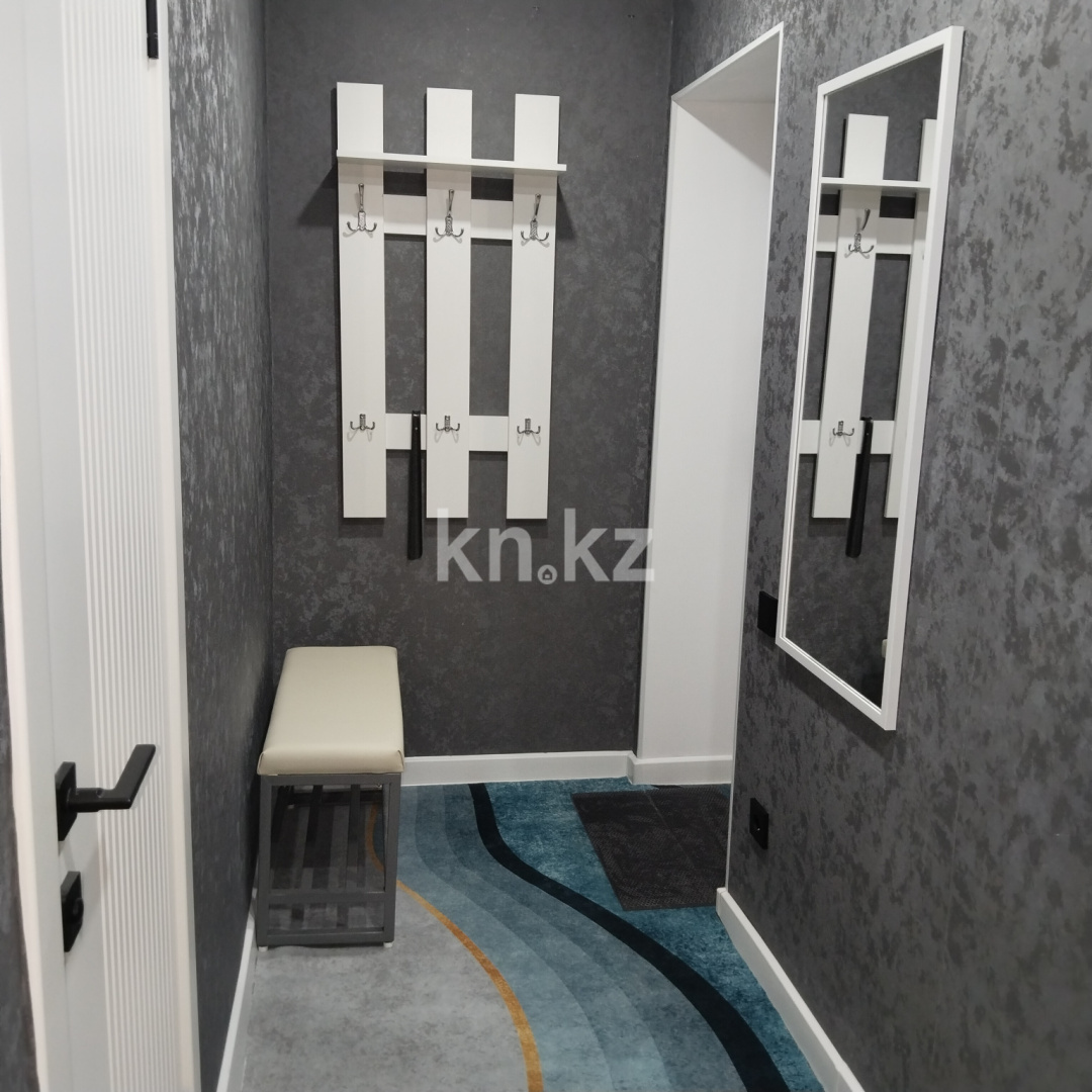 Аренда 1-комнатной квартиры посуточно, 32 м², Джамбула, дом  58 в Сарани - фото 8