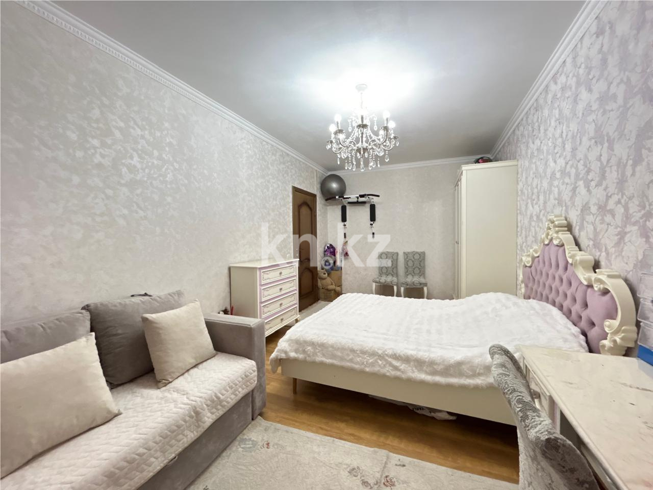 Продажа 3-комнатной квартиры, 70.4 м² в Астане - фото 4