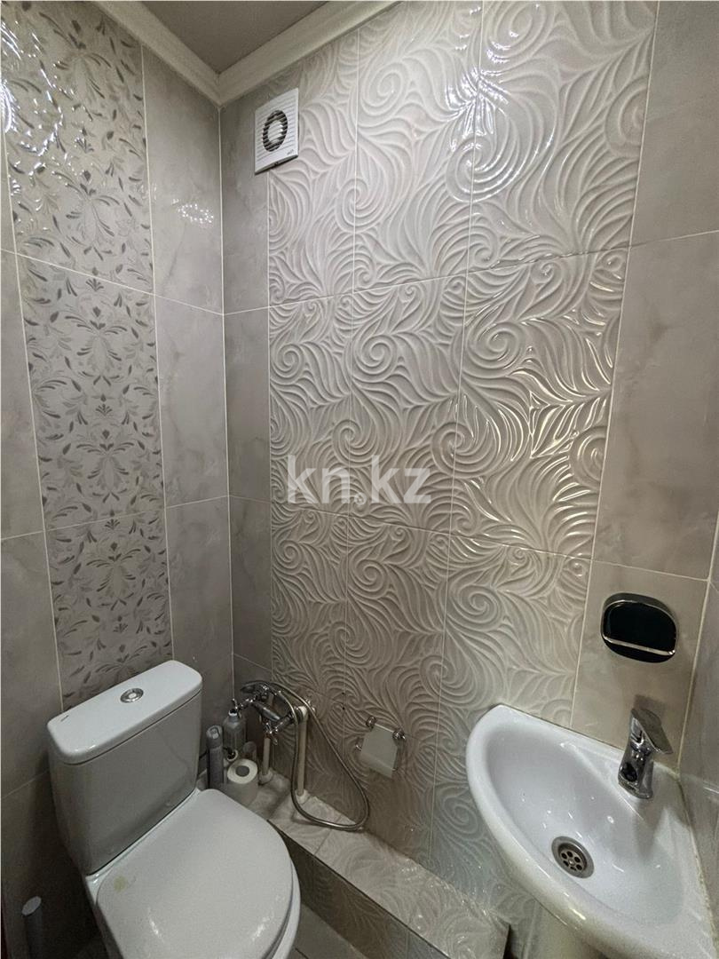 Продажа 4-комнатной квартиры, 80 м², ул. Ермекова в Караганде - фото 13