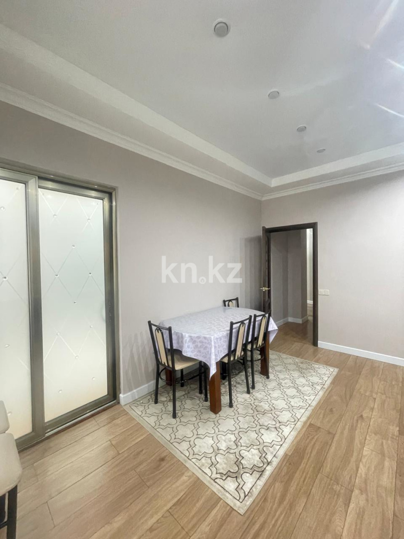 Продажа 4-комнатной квартиры, 140 м², пр. Момышулы в Астане - фото 8