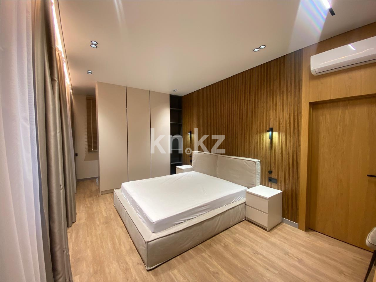 Продажа 4-комнатной квартиры, 136 м² в Астане - фото 4