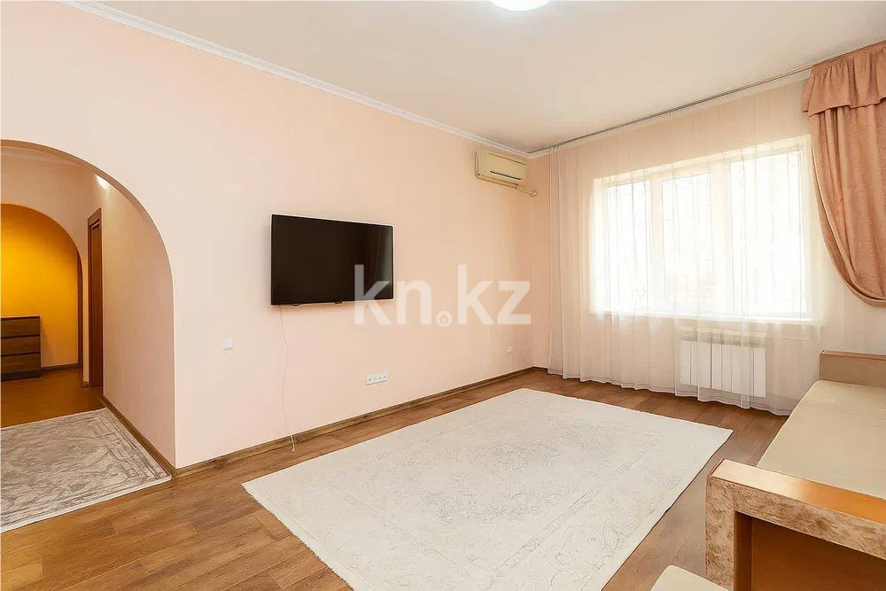 Продажа 2-комнатной квартиры, 56 м², мкр-н Сайран, дом  120 в Алматы
