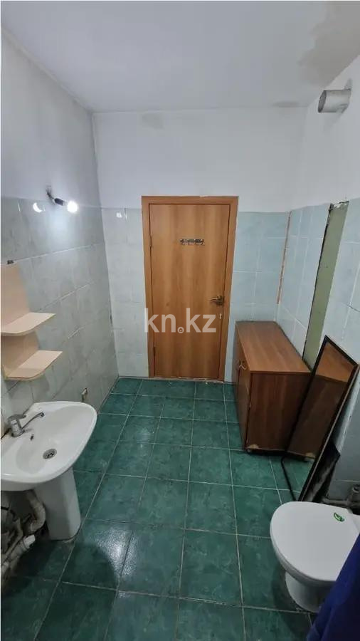 Продажа 1-комнатной квартиры, 65.6 м², ул. Жуалы, дом  12 в Алматы - фото 3