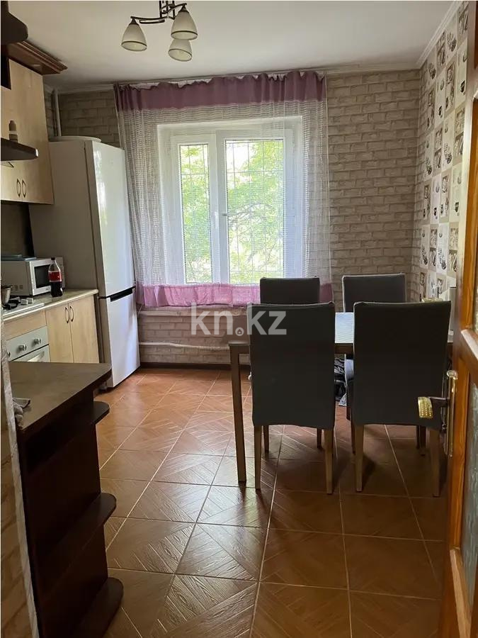 Продажа 3-комнатной квартиры, 72 м², мкр-н Аксай-3а, дом  43 в Алматы - фото 4