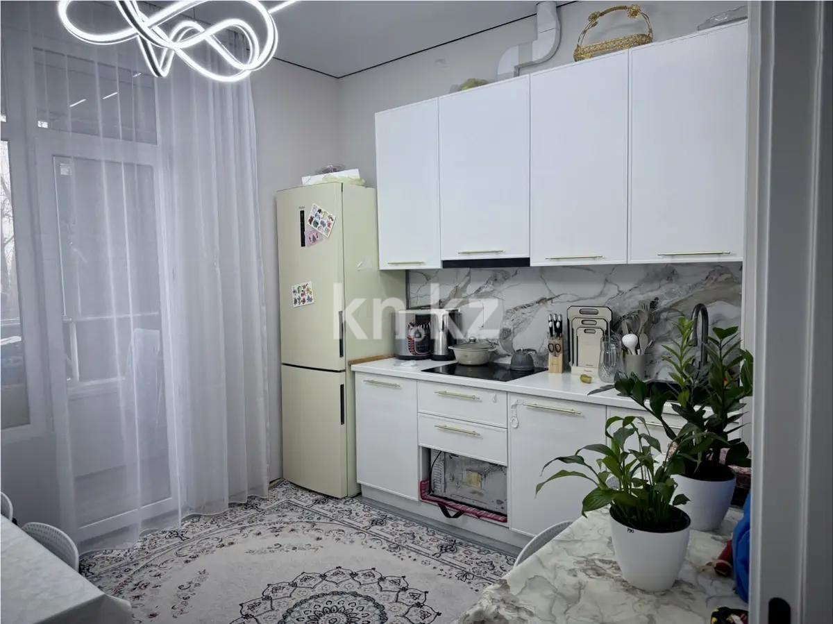Продажа 1-комнатной квартиры, 40.5 м², ул. Утеген батыра, дом  11г в Алматы - фото 2