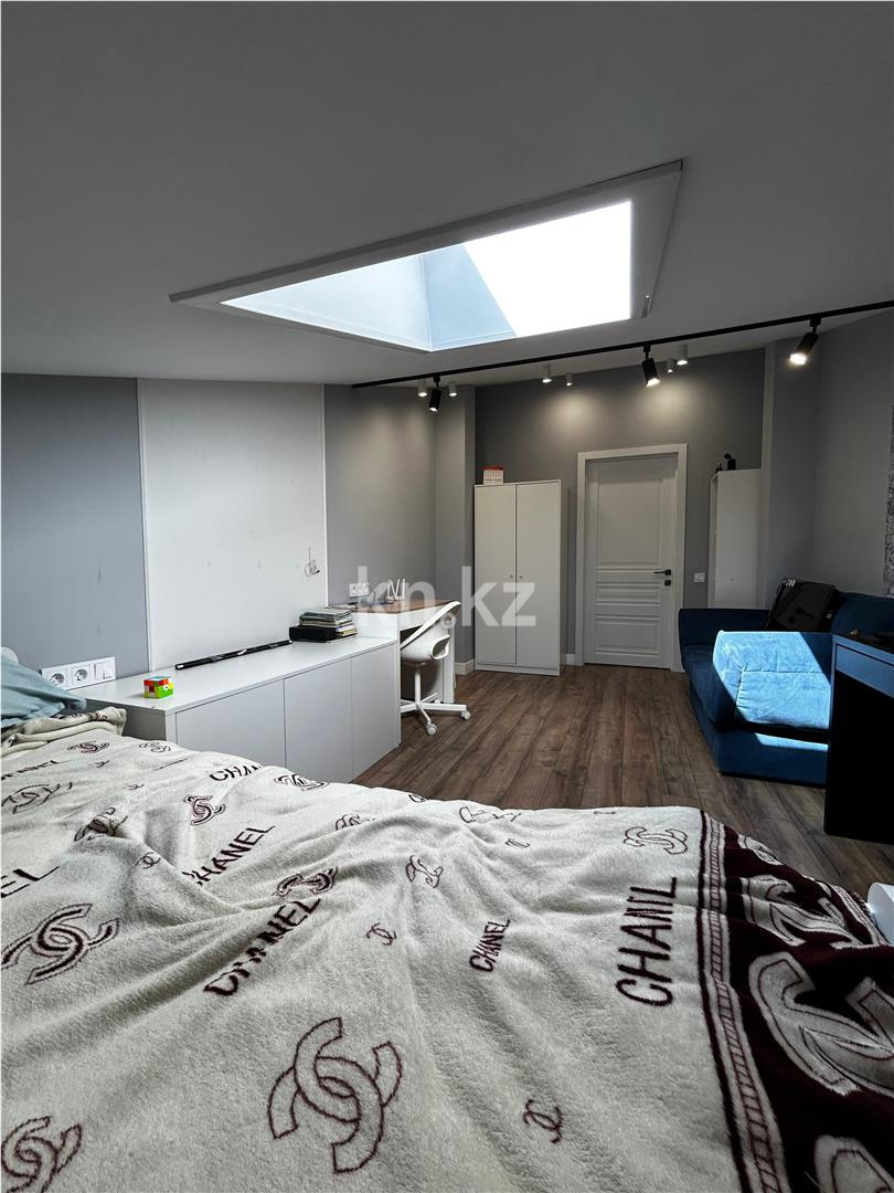 Продажа 5-комнатной квартиры, 128 м², мкр. Степной-4, дом  15/2 в Караганде - фото 18