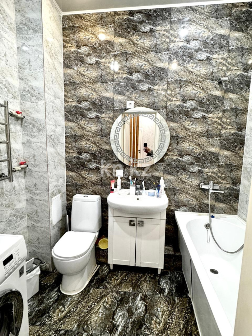 Продажа 3-комнатной квартиры, 70 м², пр. Улы Дала, дом  31 - Ботанический сад в Астане - фото 14