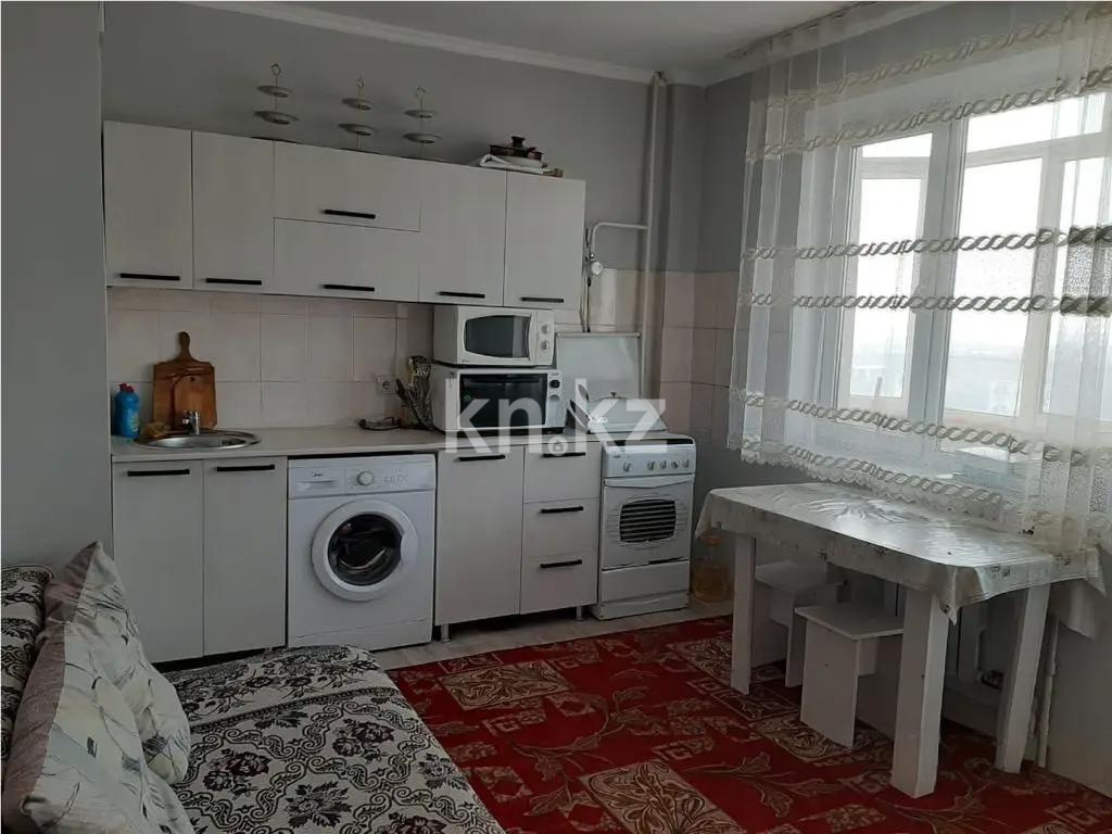Продажа 1-комнатной квартиры, 44 м², мкр-н Аксай-3а, дом  87 в Алматы - фото 2