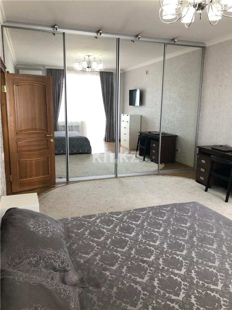 Продажа 3-комнатной квартиры, 98 м², ул. Аманжолова в Караганде - фото 5