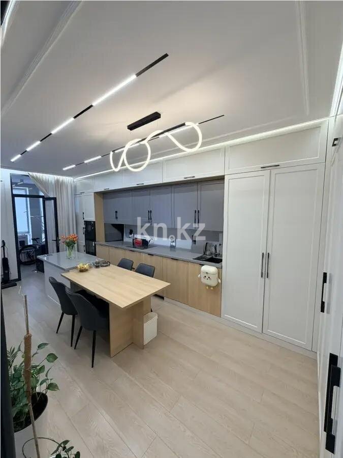 Продажа 2-комнатной квартиры, 98 м² в Алматы - фото 3