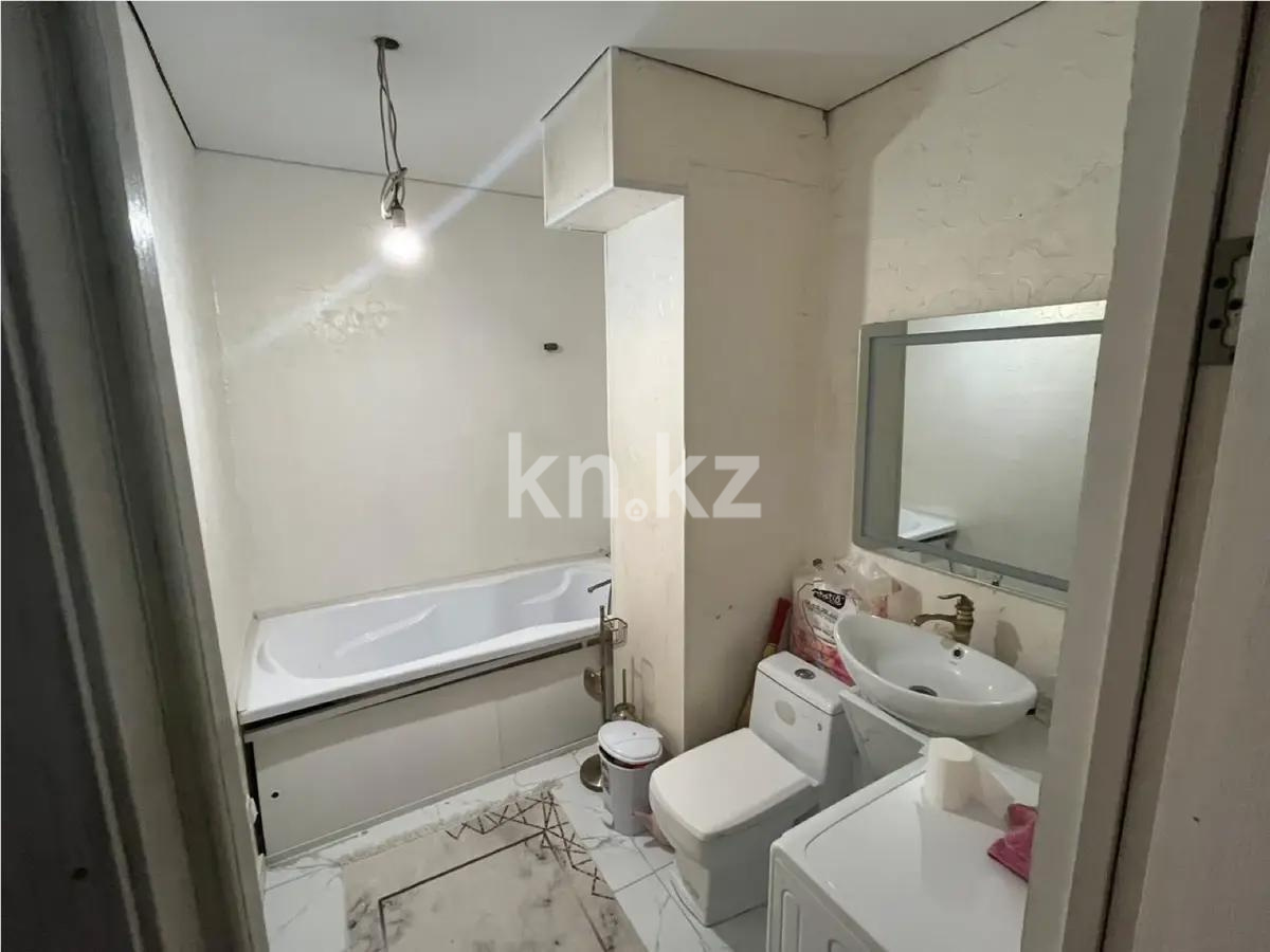 Продажа 2-комнатной квартиры, 68 м² в Алматы - фото 3