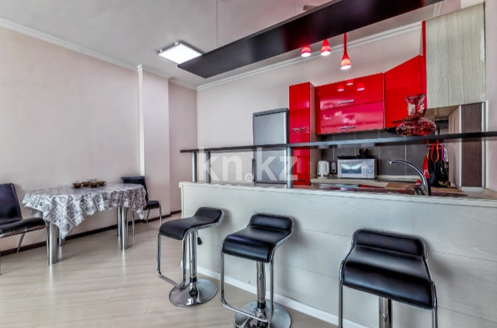 Аренда 2-комнатной квартиры посуточно, 65 м², ул. Достык, дом  5 - ул. Сауран в Астане - фото 3