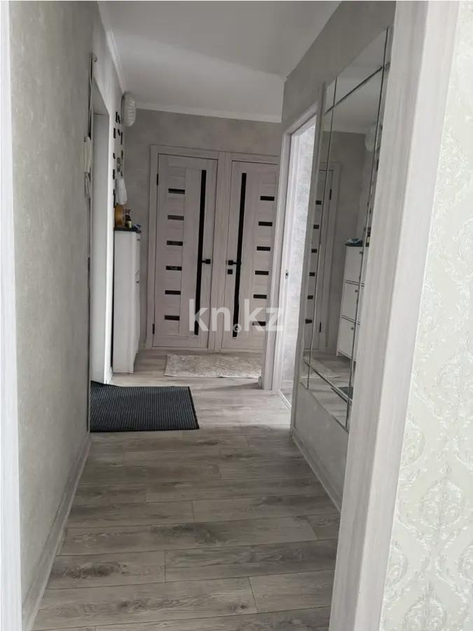 Продажа 2-комнатной квартиры, 43 м², мкр-н 15, дом  11 в Караганде - фото 3