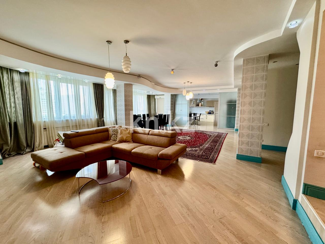 Продажа 3-комнатной квартиры, 190 м², ул. Достык, дом  13 - ул. Кенесары в Астане - фото 15