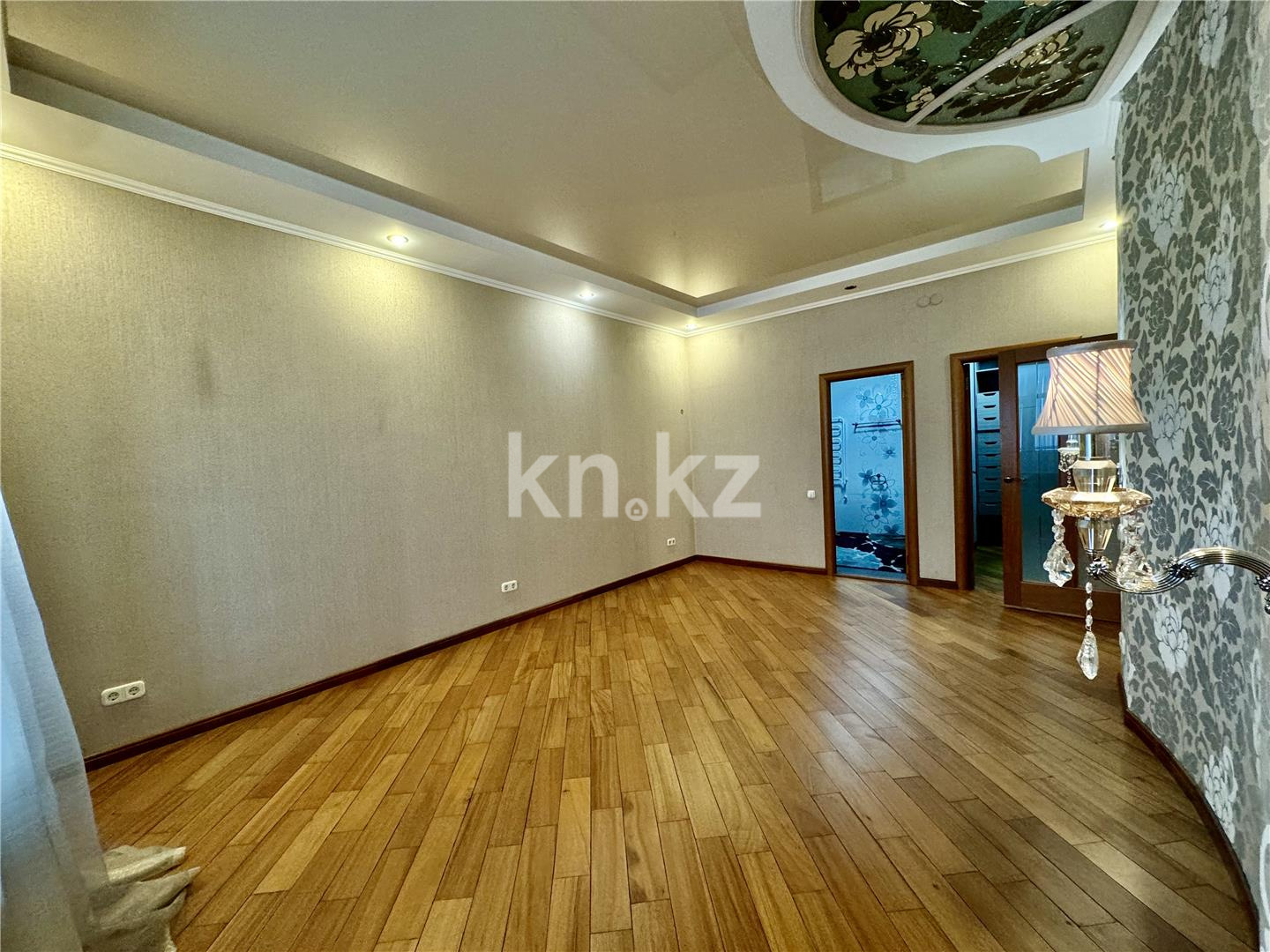 Продажа 6-комнатной квартиры, 227 м², ул. Ерубаева, дом  50/6 в Караганде - фото 19